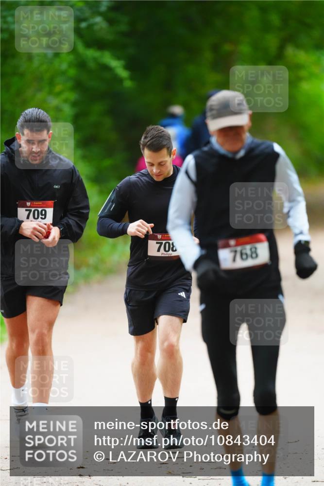11.10.2026 - Bramfelder Halbmarathon 2026 LAZAROV Photography http://msf.ph/oto/10843404 11.10.2026 10:42:34 Laufen 709, 708, 768 meine-sportfotos.de