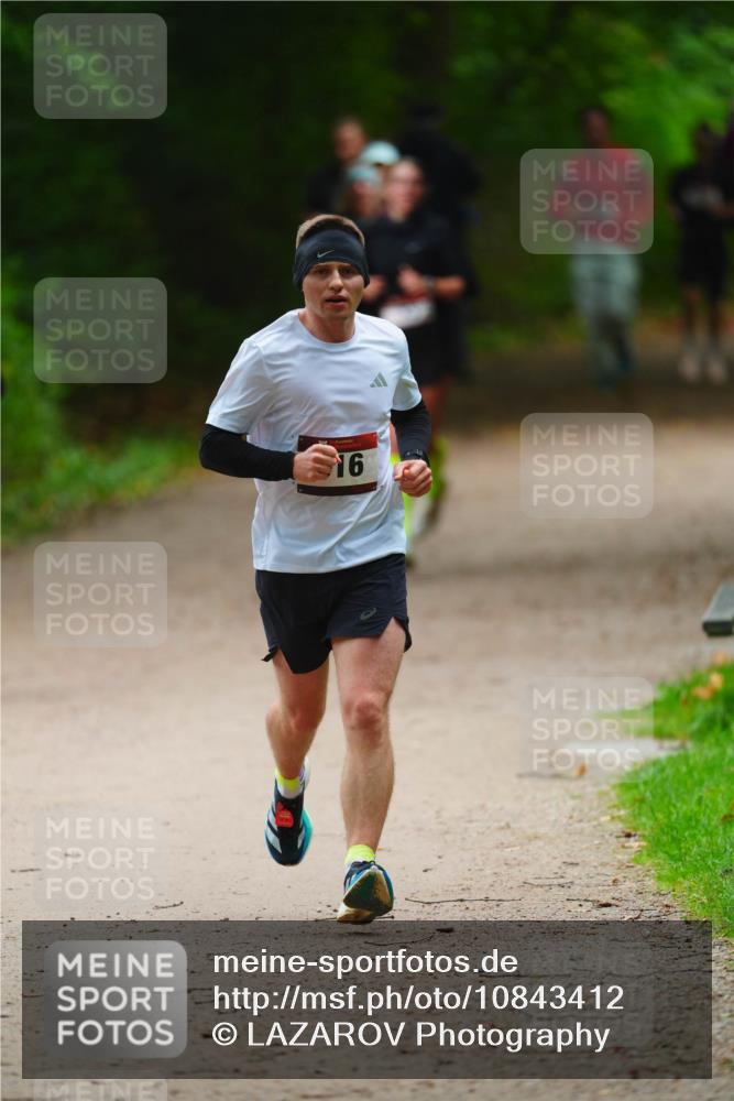 11.10.2026 - Bramfelder Halbmarathon 2026 LAZAROV Photography http://msf.ph/oto/10843412 11.10.2026 10:42:59 Laufen 16 meine-sportfotos.de