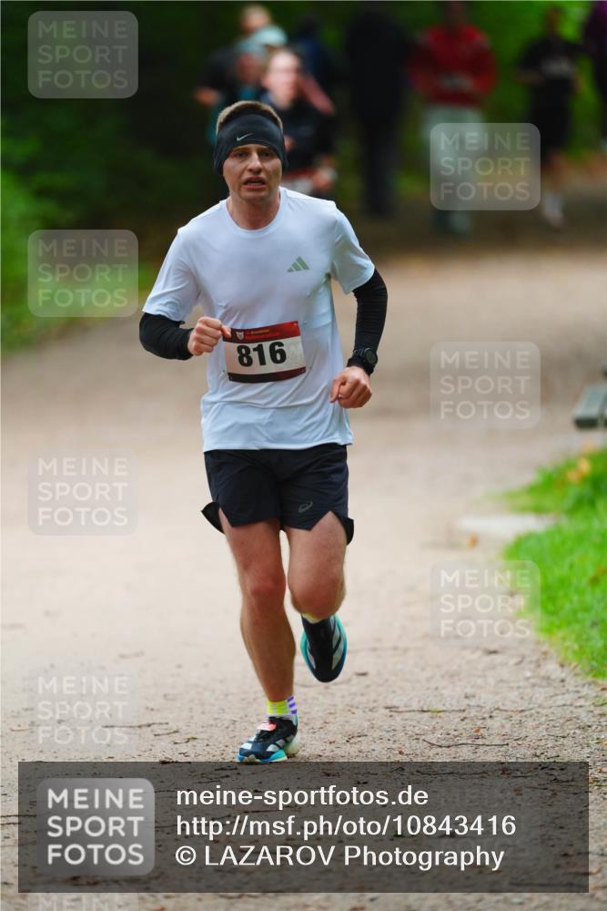 11.10.2026 - Bramfelder Halbmarathon 2026 LAZAROV Photography http://msf.ph/oto/10843416 11.10.2026 10:43:00 Laufen 816 meine-sportfotos.de