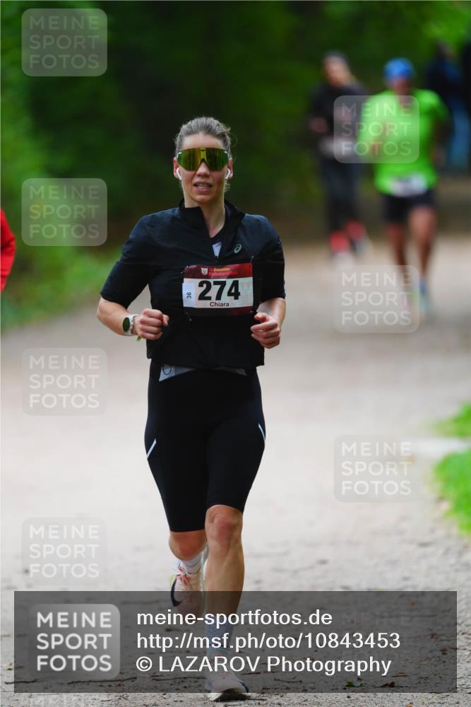 11.10.2026 - Bramfelder Halbmarathon 2026 LAZAROV Photography http://msf.ph/oto/10843453 11.10.2026 10:43:16 Laufen 274, 36 meine-sportfotos.de