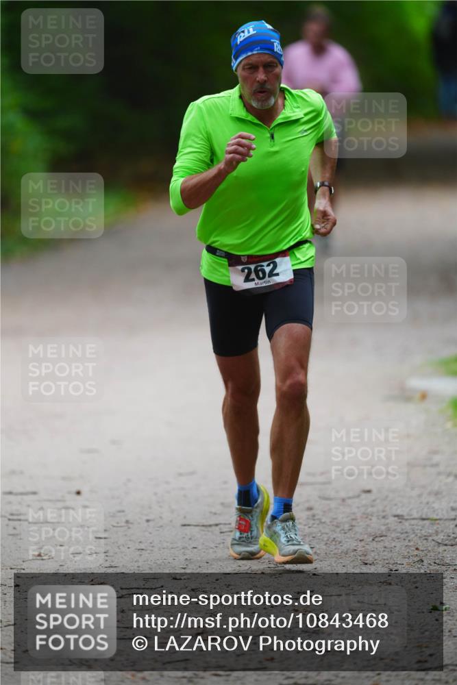 11.10.2026 - Bramfelder Halbmarathon 2026 LAZAROV Photography http://msf.ph/oto/10843468 11.10.2026 10:43:25 Laufen 262 meine-sportfotos.de
