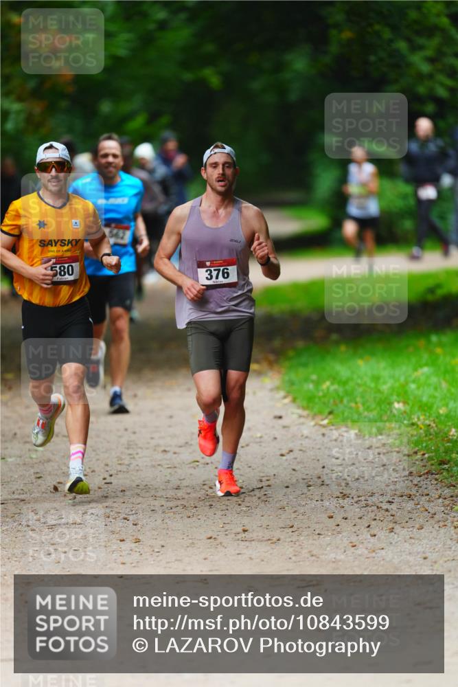 11.10.2026 - Bramfelder Halbmarathon 2026 LAZAROV Photography http://msf.ph/oto/10843599 11.10.2026 10:47:29 Laufen 580, 376 meine-sportfotos.de