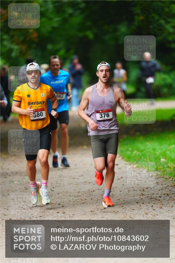 11.10.2026 - Bramfelder Halbmarathon 2026 LAZAROV Photography http://msf.ph/oto/10843602 11.10.2026 10:47:29 Laufen 580, 376 meine-sportfotos.de