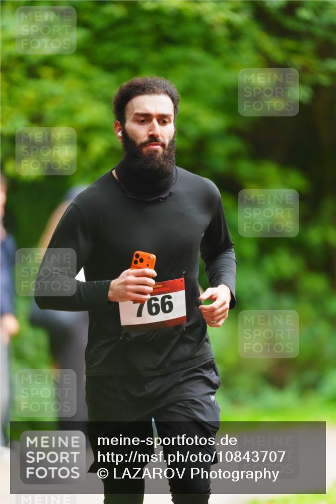 11.10.2026 - Bramfelder Halbmarathon 2026 LAZAROV Photography http://msf.ph/oto/10843707 11.10.2026 10:49:28 Laufen 766 meine-sportfotos.de
