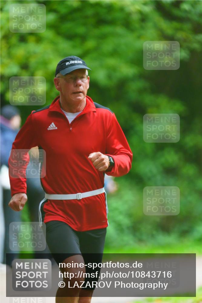 11.10.2026 - Bramfelder Halbmarathon 2026 LAZAROV Photography http://msf.ph/oto/10843716 11.10.2026 10:49:42 Laufen  meine-sportfotos.de