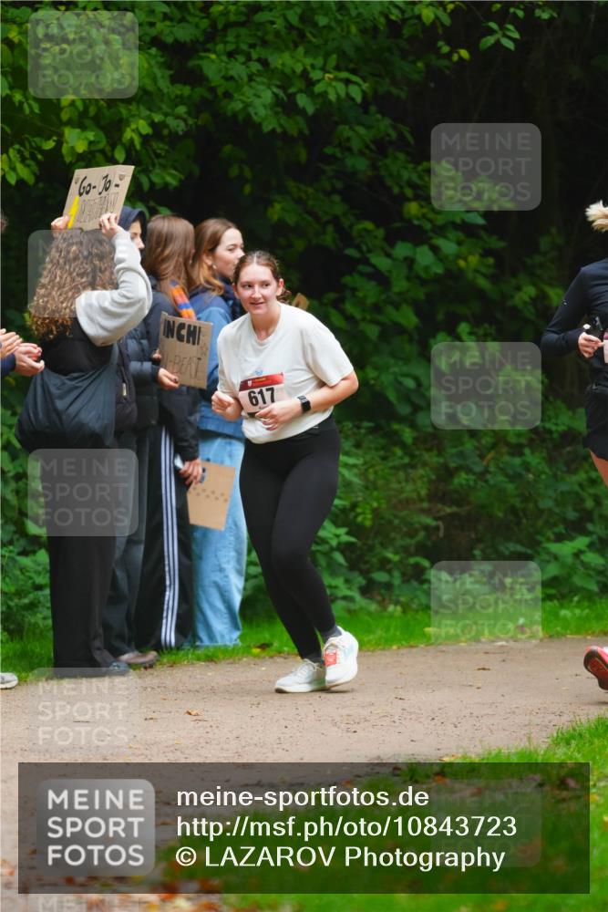 11.10.2026 - Bramfelder Halbmarathon 2026 LAZAROV Photography http://msf.ph/oto/10843723 11.10.2026 10:49:57 Laufen 617 meine-sportfotos.de