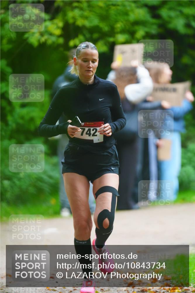 11.10.2026 - Bramfelder Halbmarathon 2026 LAZAROV Photography http://msf.ph/oto/10843734 11.10.2026 10:50:01 Laufen 742 meine-sportfotos.de