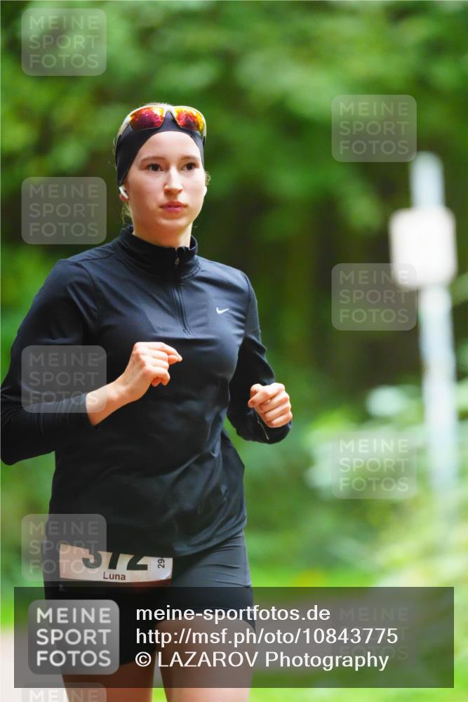 11.10.2026 - Bramfelder Halbmarathon 2026 LAZAROV Photography http://msf.ph/oto/10843775 11.10.2026 10:50:55 Laufen 572 meine-sportfotos.de