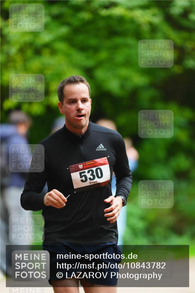11.10.2026 - Bramfelder Halbmarathon 2026 LAZAROV Photography http://msf.ph/oto/10843782 11.10.2026 10:51:13 Laufen 35, 530 meine-sportfotos.de