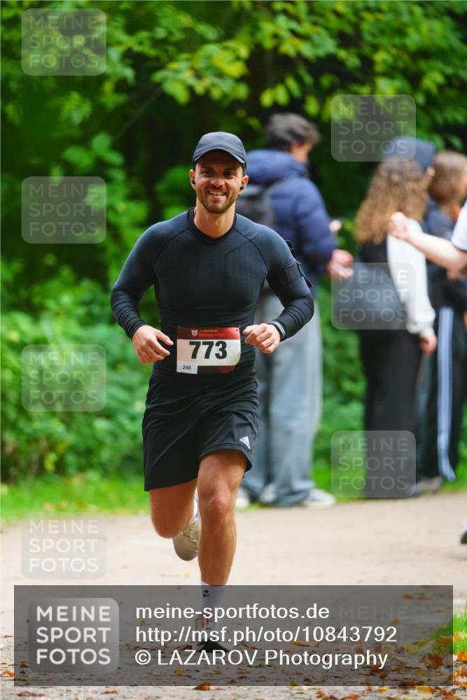 11.10.2026 - Bramfelder Halbmarathon 2026 LAZAROV Photography http://msf.ph/oto/10843792 11.10.2026 10:51:20 Laufen 35, 246, 773 meine-sportfotos.de