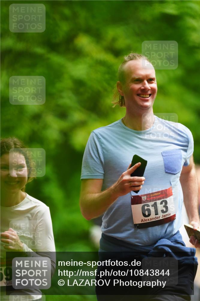 11.10.2026 - Bramfelder Halbmarathon 2026 LAZAROV Photography http://msf.ph/oto/10843844 11.10.2026 10:52:11 Laufen 590, 295, 35, 613 meine-sportfotos.de
