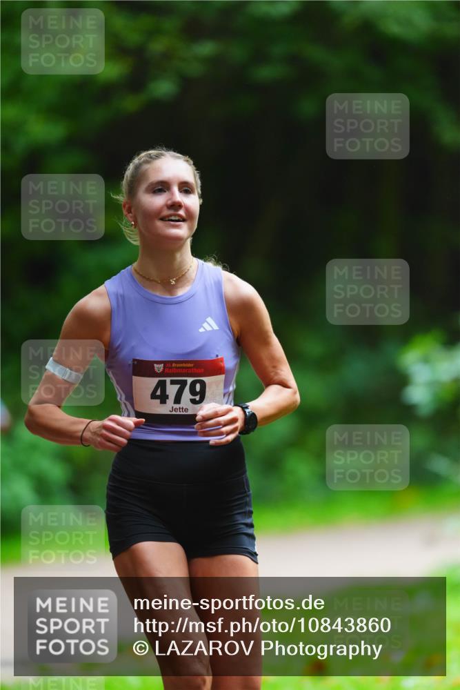11.10.2026 - Bramfelder Halbmarathon 2026 LAZAROV Photography http://msf.ph/oto/10843860 11.10.2026 10:52:38 Laufen 35, 479 meine-sportfotos.de