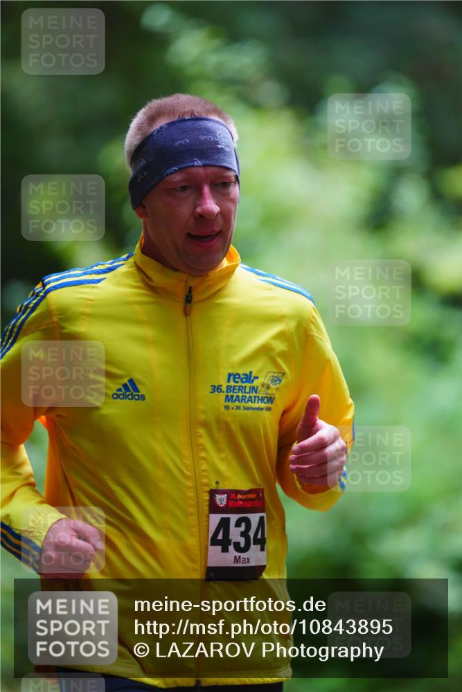 11.10.2026 - Bramfelder Halbmarathon 2026 LAZAROV Photography http://msf.ph/oto/10843895 11.10.2026 10:53:24 Laufen 36, 19, 20, 2009, 35, 434 meine-sportfotos.de