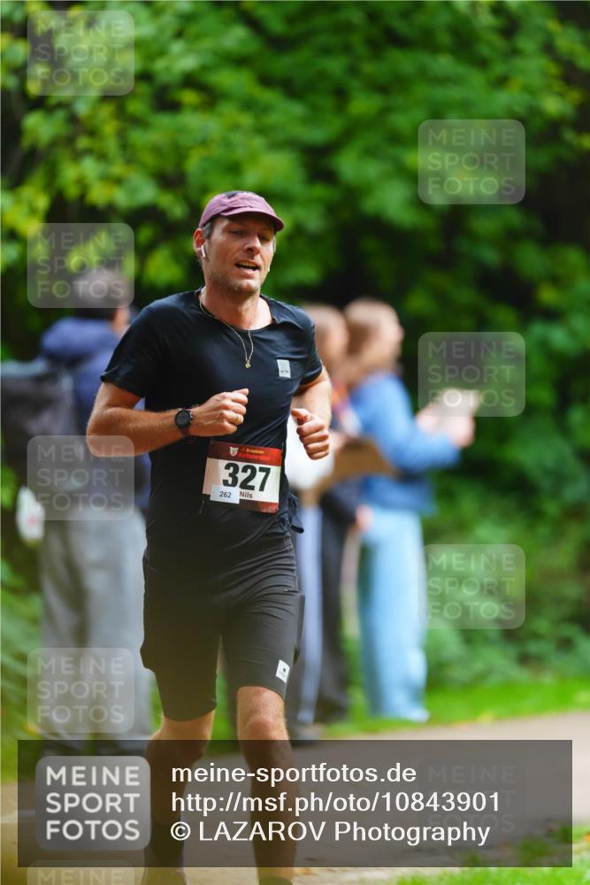 11.10.2026 - Bramfelder Halbmarathon 2026 LAZAROV Photography http://msf.ph/oto/10843901 11.10.2026 10:53:29 Laufen 327, 262 meine-sportfotos.de