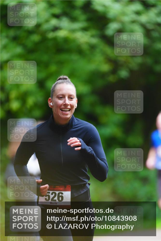 11.10.2026 - Bramfelder Halbmarathon 2026 LAZAROV Photography http://msf.ph/oto/10843908 11.10.2026 10:53:32 Laufen 526 meine-sportfotos.de