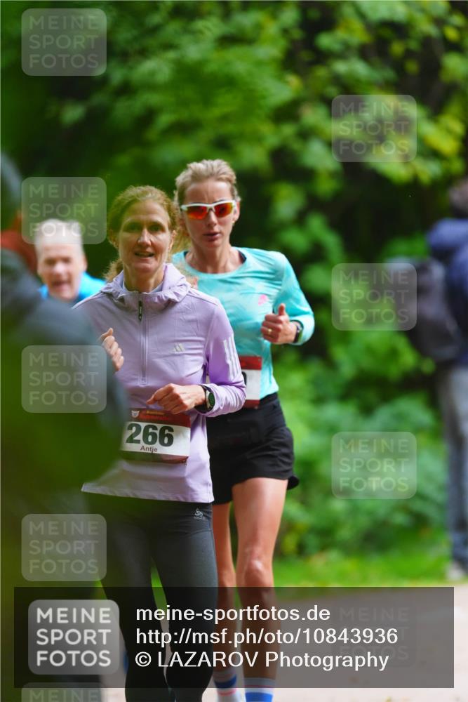 11.10.2026 - Bramfelder Halbmarathon 2026 LAZAROV Photography http://msf.ph/oto/10843936 11.10.2026 10:54:06 Laufen 266 meine-sportfotos.de