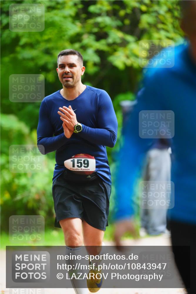 11.10.2026 - Bramfelder Halbmarathon 2026 LAZAROV Photography http://msf.ph/oto/10843947 11.10.2026 10:54:13 Laufen 159 meine-sportfotos.de