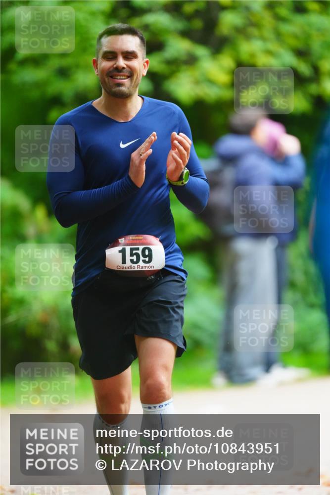 11.10.2026 - Bramfelder Halbmarathon 2026 LAZAROV Photography http://msf.ph/oto/10843951 11.10.2026 10:54:14 Laufen 5, 159 meine-sportfotos.de