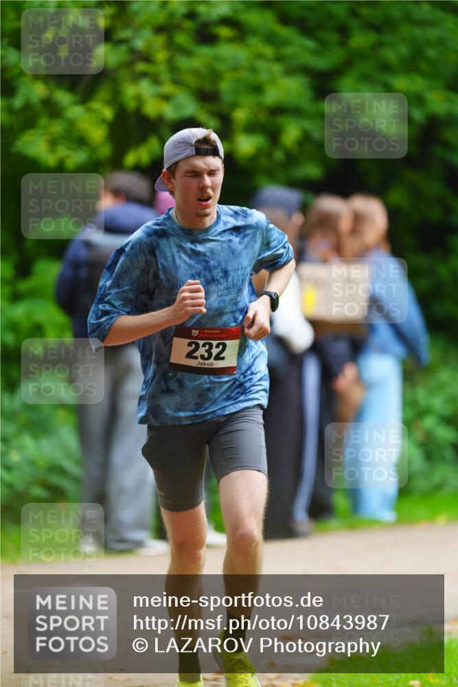 11.10.2026 - Bramfelder Halbmarathon 2026 LAZAROV Photography http://msf.ph/oto/10843987 11.10.2026 10:54:57 Laufen 232 meine-sportfotos.de