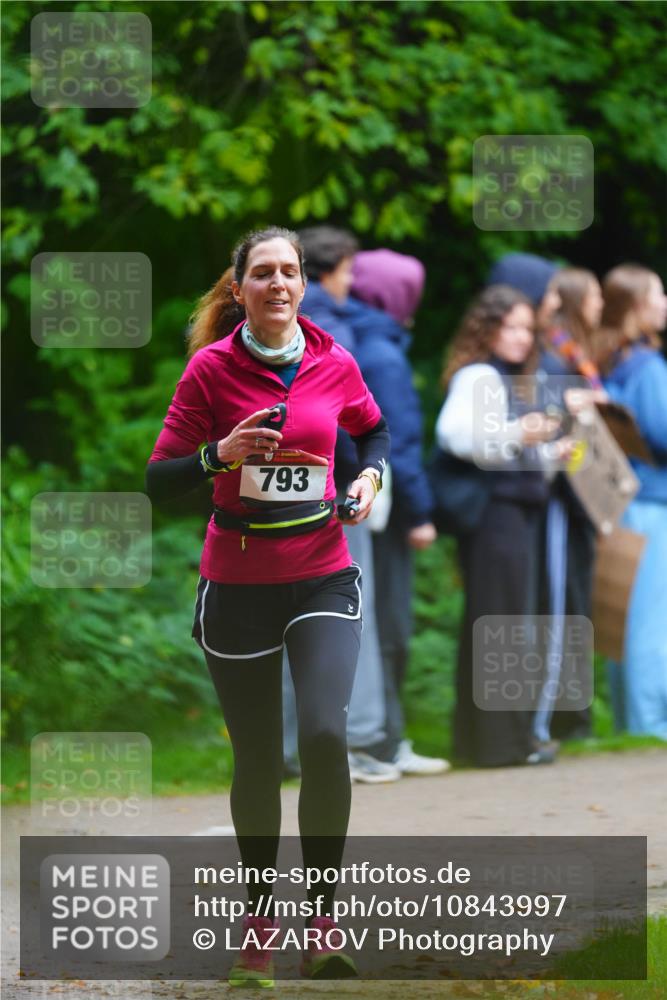 11.10.2026 - Bramfelder Halbmarathon 2026 LAZAROV Photography http://msf.ph/oto/10843997 11.10.2026 10:55:08 Laufen 793 meine-sportfotos.de