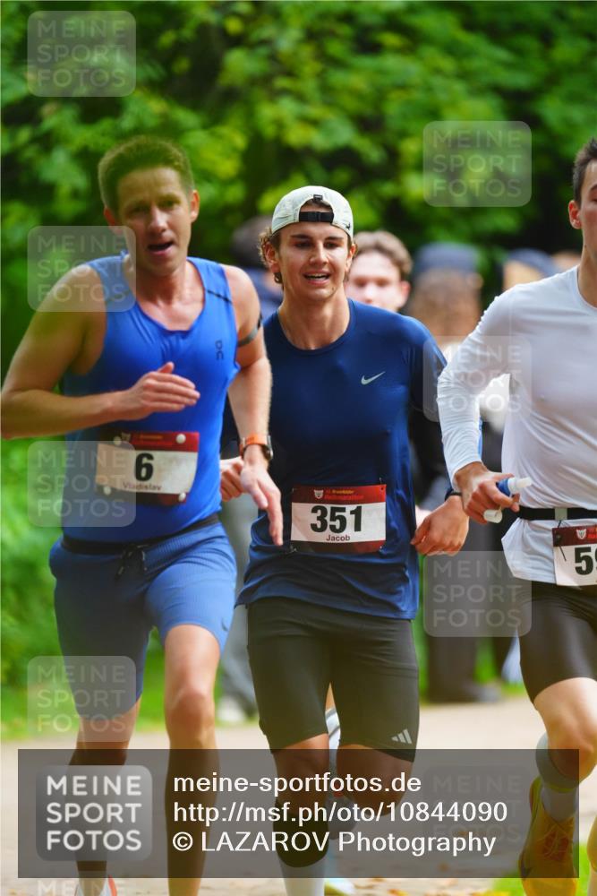 11.10.2026 - Bramfelder Halbmarathon 2026 LAZAROV Photography http://msf.ph/oto/10844090 11.10.2026 10:56:31 Laufen 6, 35, 351, 5 meine-sportfotos.de
