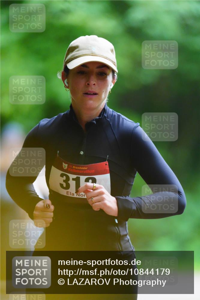 11.10.2026 - Bramfelder Halbmarathon 2026 LAZAROV Photography http://msf.ph/oto/10844179 11.10.2026 10:57:22 Laufen 35, 313 meine-sportfotos.de