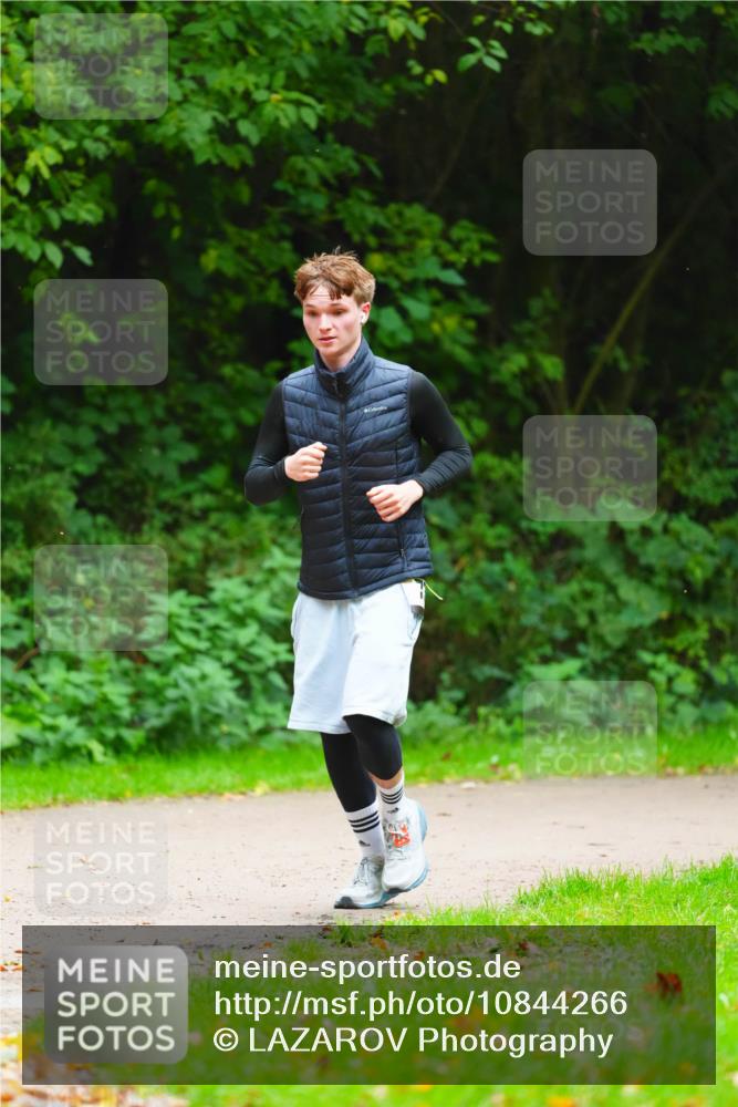 11.10.2026 - Bramfelder Halbmarathon 2026 LAZAROV Photography http://msf.ph/oto/10844266 11.10.2026 10:58:47 Laufen  meine-sportfotos.de