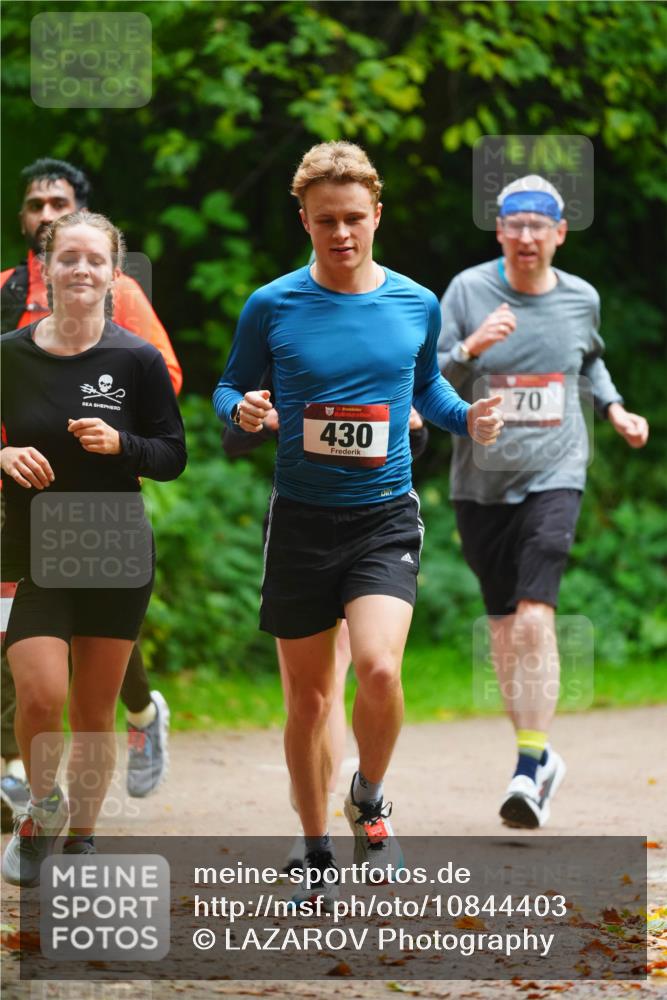 11.10.2026 - Bramfelder Halbmarathon 2026 LAZAROV Photography http://msf.ph/oto/10844403 11.10.2026 11:00:00 Laufen 430, 70 meine-sportfotos.de