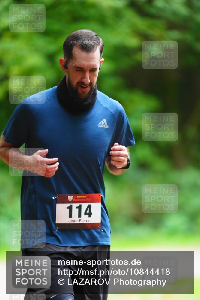 11.10.2026 - Bramfelder Halbmarathon 2026 LAZAROV Photography http://msf.ph/oto/10844418 11.10.2026 11:00:09 Laufen 35, 114 meine-sportfotos.de