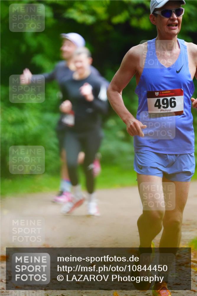11.10.2026 - Bramfelder Halbmarathon 2026 LAZAROV Photography http://msf.ph/oto/10844450 11.10.2026 11:00:40 Laufen 496 meine-sportfotos.de