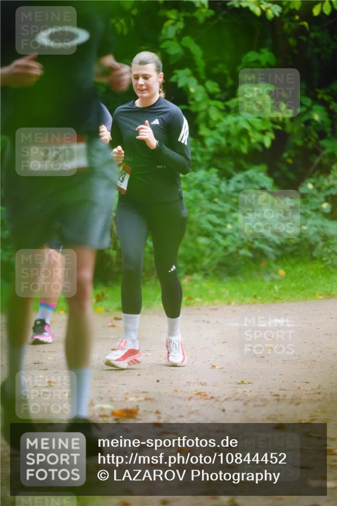 11.10.2026 - Bramfelder Halbmarathon 2026 LAZAROV Photography http://msf.ph/oto/10844452 11.10.2026 11:00:41 Laufen 720 meine-sportfotos.de