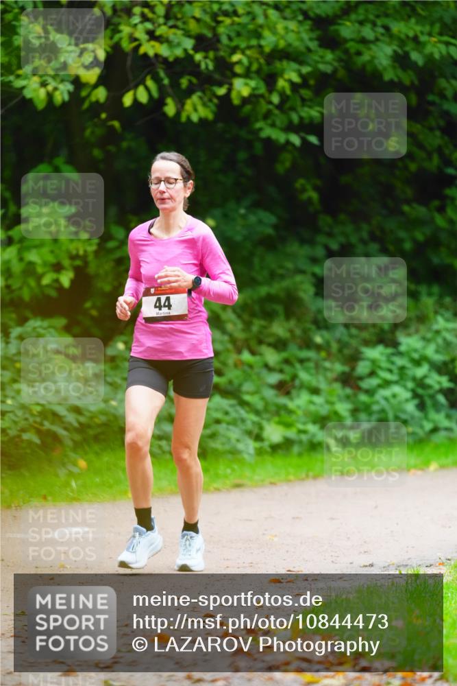 11.10.2026 - Bramfelder Halbmarathon 2026 LAZAROV Photography http://msf.ph/oto/10844473 11.10.2026 11:00:51 Laufen 44 meine-sportfotos.de