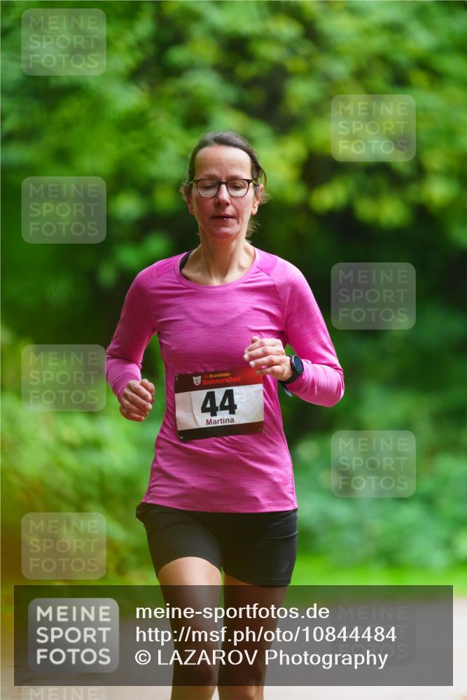 11.10.2026 - Bramfelder Halbmarathon 2026 LAZAROV Photography http://msf.ph/oto/10844484 11.10.2026 11:00:56 Laufen 35, 44 meine-sportfotos.de