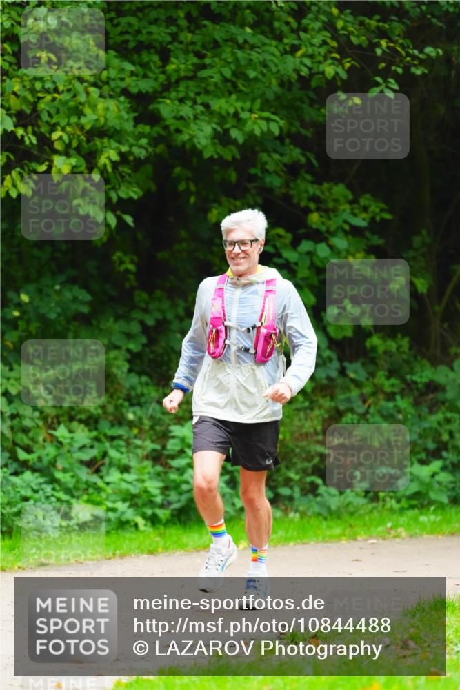 11.10.2026 - Bramfelder Halbmarathon 2026 LAZAROV Photography http://msf.ph/oto/10844488 11.10.2026 11:00:59 Laufen  meine-sportfotos.de