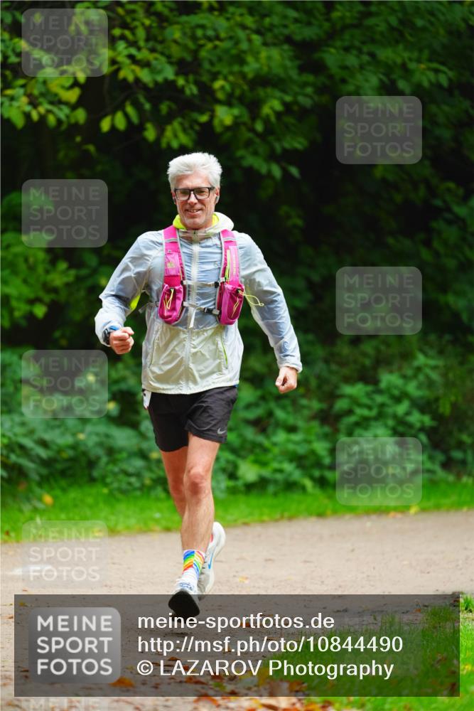 11.10.2026 - Bramfelder Halbmarathon 2026 LAZAROV Photography http://msf.ph/oto/10844490 11.10.2026 11:01:01 Laufen  meine-sportfotos.de