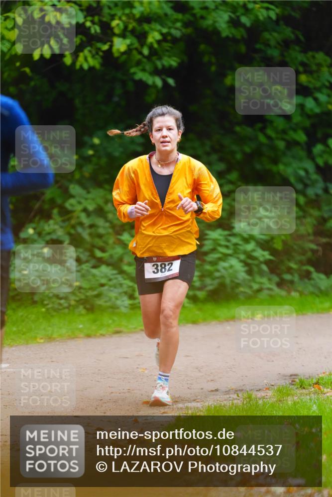 11.10.2026 - Bramfelder Halbmarathon 2026 LAZAROV Photography http://msf.ph/oto/10844537 11.10.2026 11:02:19 Laufen 382 meine-sportfotos.de