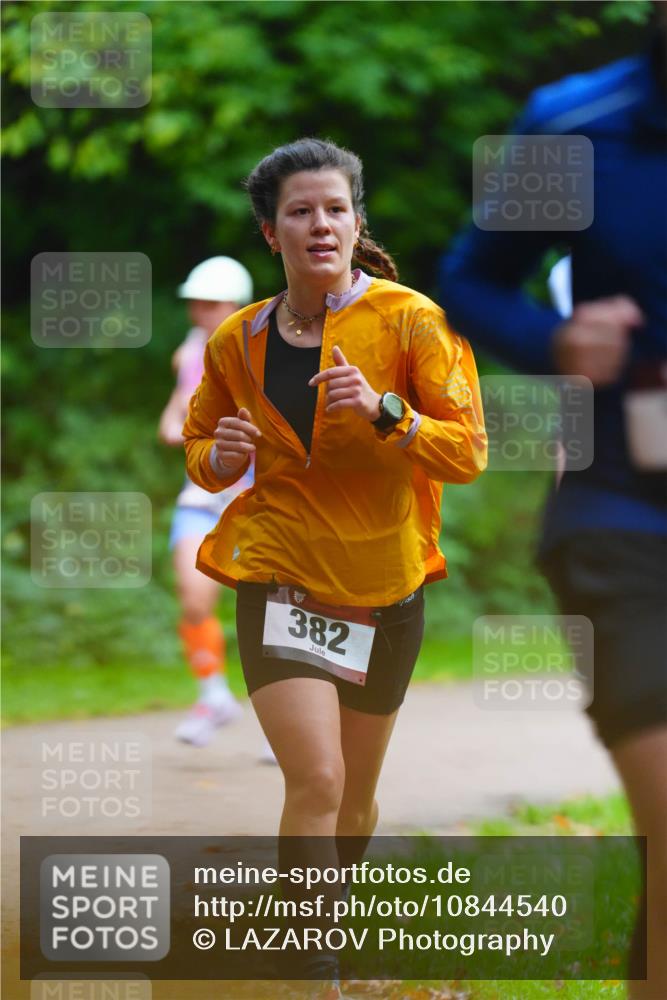 11.10.2026 - Bramfelder Halbmarathon 2026 LAZAROV Photography http://msf.ph/oto/10844540 11.10.2026 11:02:22 Laufen 382 meine-sportfotos.de