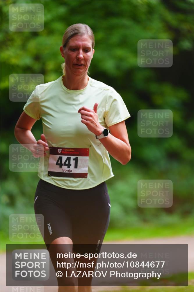11.10.2026 - Bramfelder Halbmarathon 2026 LAZAROV Photography http://msf.ph/oto/10844677 11.10.2026 11:03:58 Laufen 441 meine-sportfotos.de