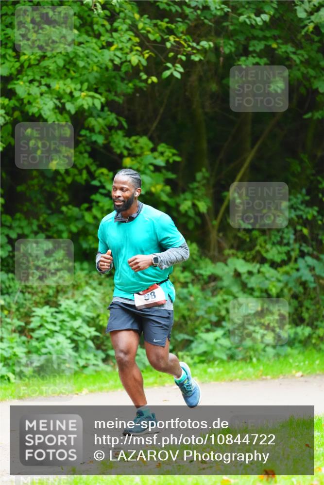 11.10.2026 - Bramfelder Halbmarathon 2026 LAZAROV Photography http://msf.ph/oto/10844722 11.10.2026 11:04:53 Laufen 98 meine-sportfotos.de