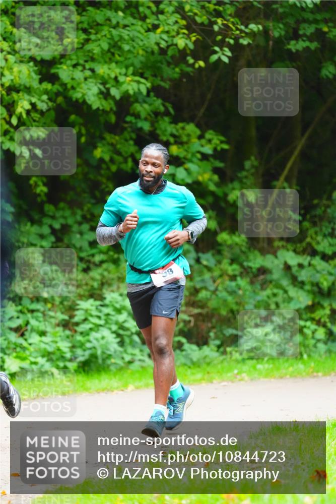 11.10.2026 - Bramfelder Halbmarathon 2026 LAZAROV Photography http://msf.ph/oto/10844723 11.10.2026 11:04:54 Laufen 98 meine-sportfotos.de