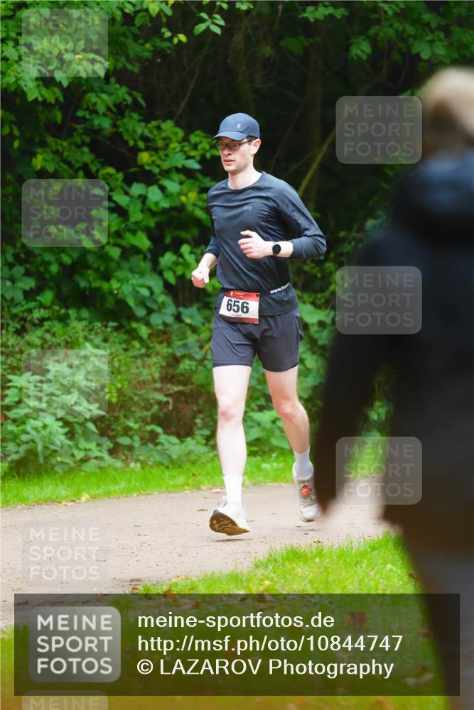 11.10.2026 - Bramfelder Halbmarathon 2026 LAZAROV Photography http://msf.ph/oto/10844747 11.10.2026 11:05:46 Laufen 656 meine-sportfotos.de