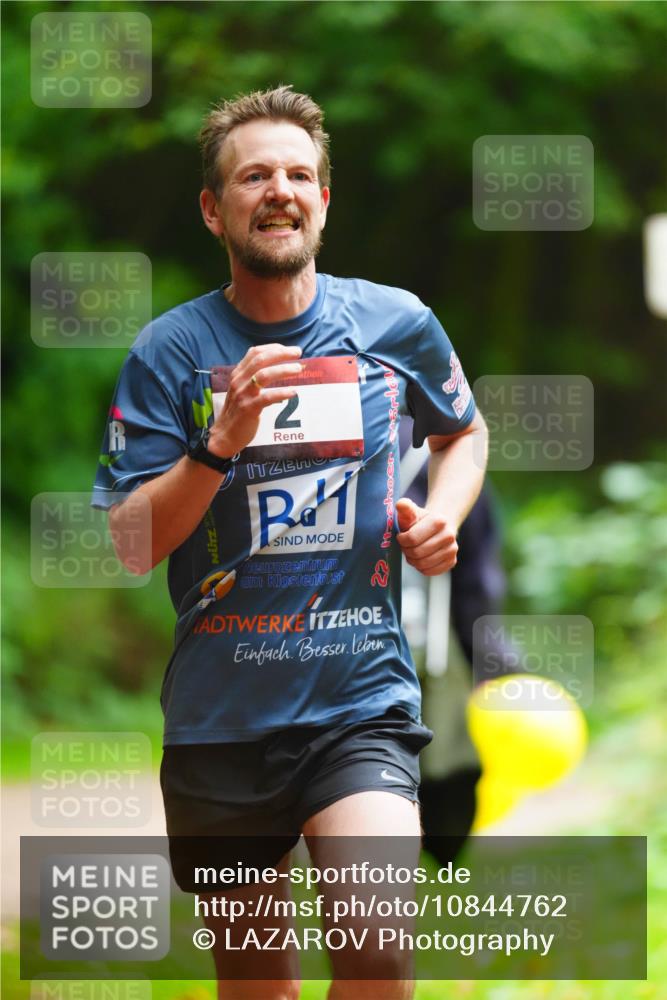 11.10.2026 - Bramfelder Halbmarathon 2026 LAZAROV Photography http://msf.ph/oto/10844762 11.10.2026 11:05:57 Laufen 2, 1 meine-sportfotos.de