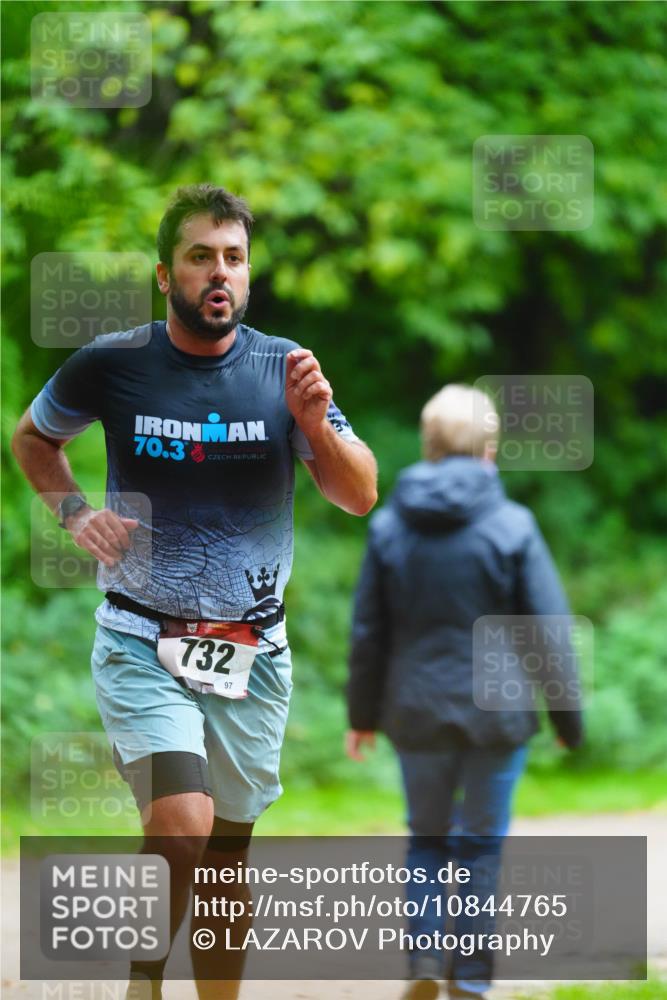 11.10.2026 - Bramfelder Halbmarathon 2026 LAZAROV Photography http://msf.ph/oto/10844765 11.10.2026 11:06:00 Laufen 70, 3, 732, 97 meine-sportfotos.de