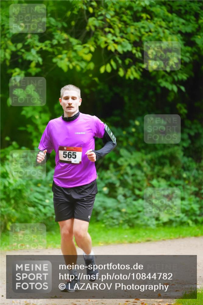 11.10.2026 - Bramfelder Halbmarathon 2026 LAZAROV Photography http://msf.ph/oto/10844782 11.10.2026 11:06:12 Laufen 565, 87 meine-sportfotos.de