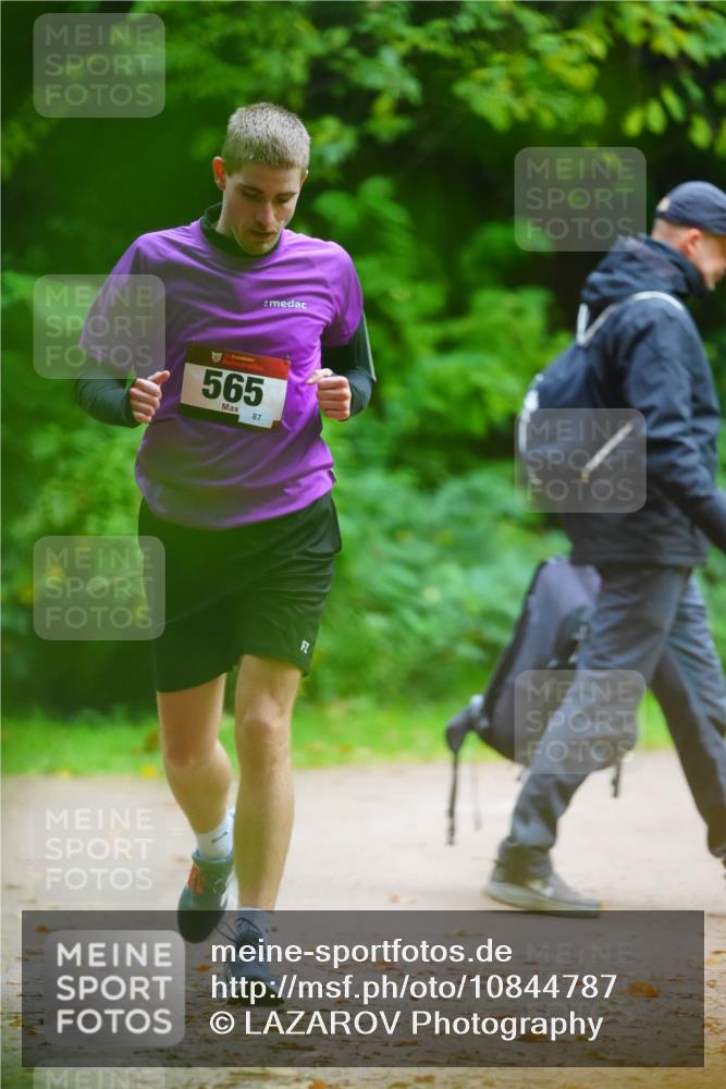 11.10.2026 - Bramfelder Halbmarathon 2026 LAZAROV Photography http://msf.ph/oto/10844787 11.10.2026 11:06:14 Laufen 565, 87 meine-sportfotos.de