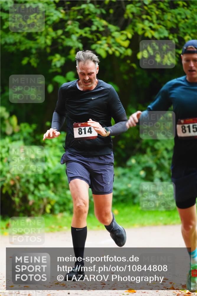 11.10.2026 - Bramfelder Halbmarathon 2026 LAZAROV Photography http://msf.ph/oto/10844808 11.10.2026 11:06:31 Laufen 814, 815 meine-sportfotos.de