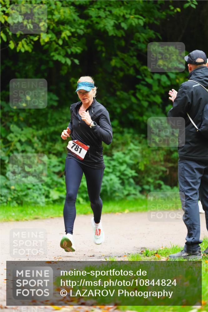 11.10.2026 - Bramfelder Halbmarathon 2026 LAZAROV Photography http://msf.ph/oto/10844824 11.10.2026 11:06:46 Laufen 781 meine-sportfotos.de
