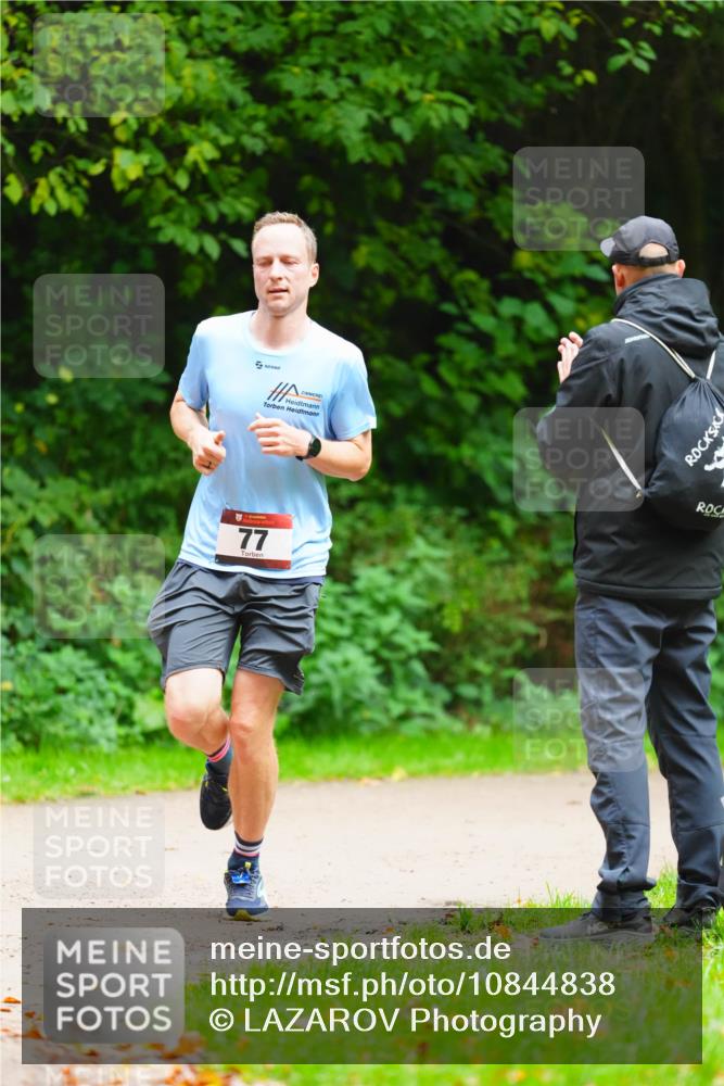 11.10.2026 - Bramfelder Halbmarathon 2026 LAZAROV Photography http://msf.ph/oto/10844838 11.10.2026 11:06:51 Laufen 77 meine-sportfotos.de