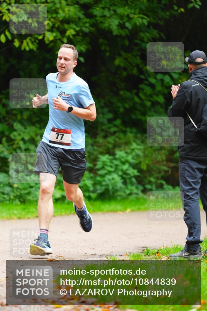 11.10.2026 - Bramfelder Halbmarathon 2026 LAZAROV Photography http://msf.ph/oto/10844839 11.10.2026 11:06:51 Laufen 77 meine-sportfotos.de