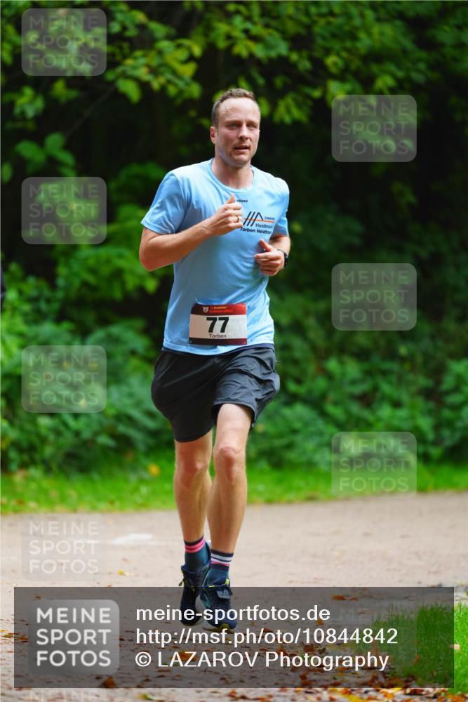 11.10.2026 - Bramfelder Halbmarathon 2026 LAZAROV Photography http://msf.ph/oto/10844842 11.10.2026 11:06:52 Laufen 77 meine-sportfotos.de